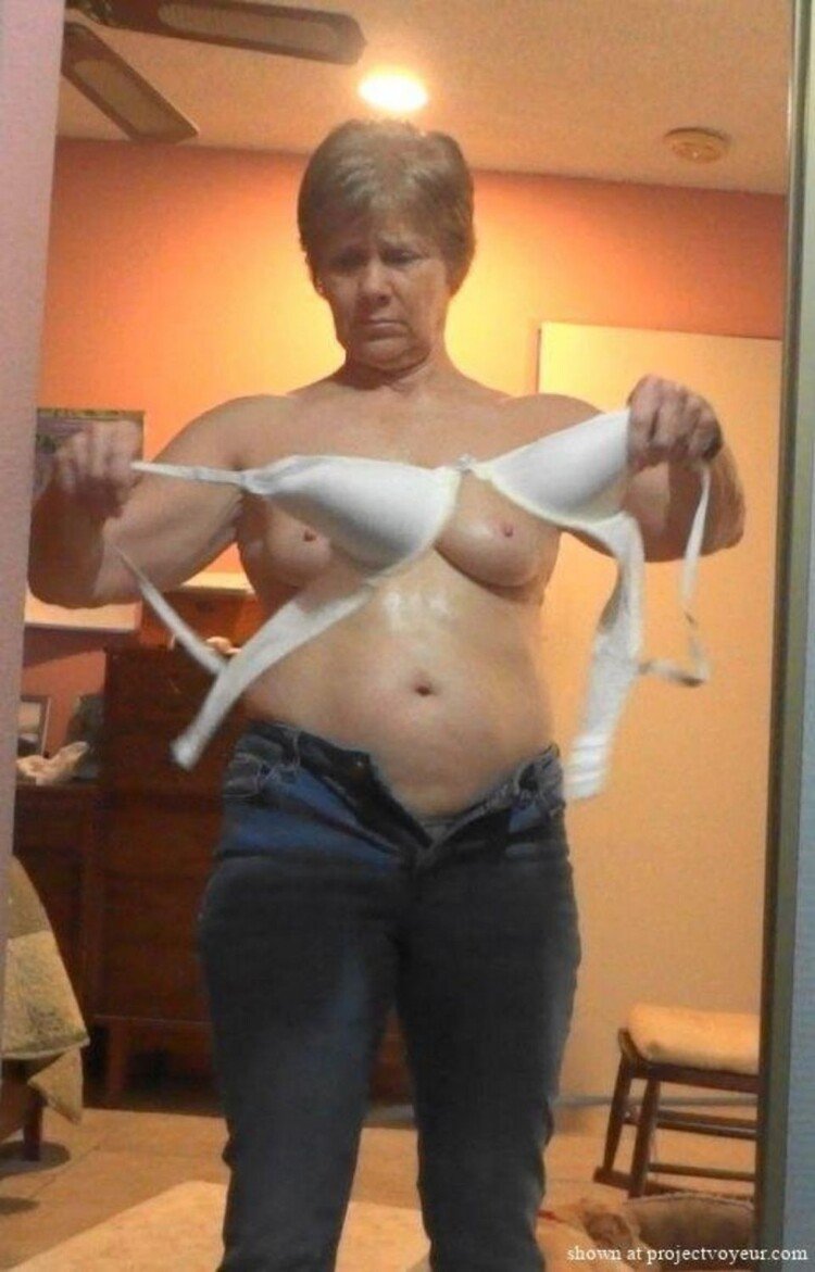 Webslut Danielle “RED” exposed #PaX9C0SI