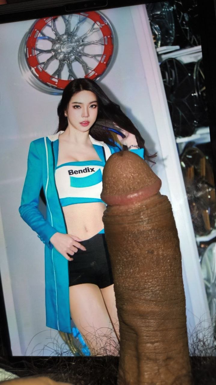 Prostitute named Janet #peaUCQOg