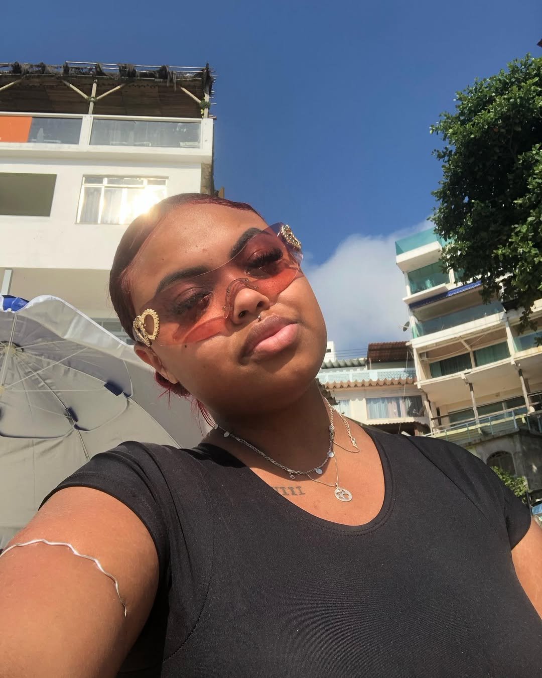 Aline oliveira #kkcW7Hp1