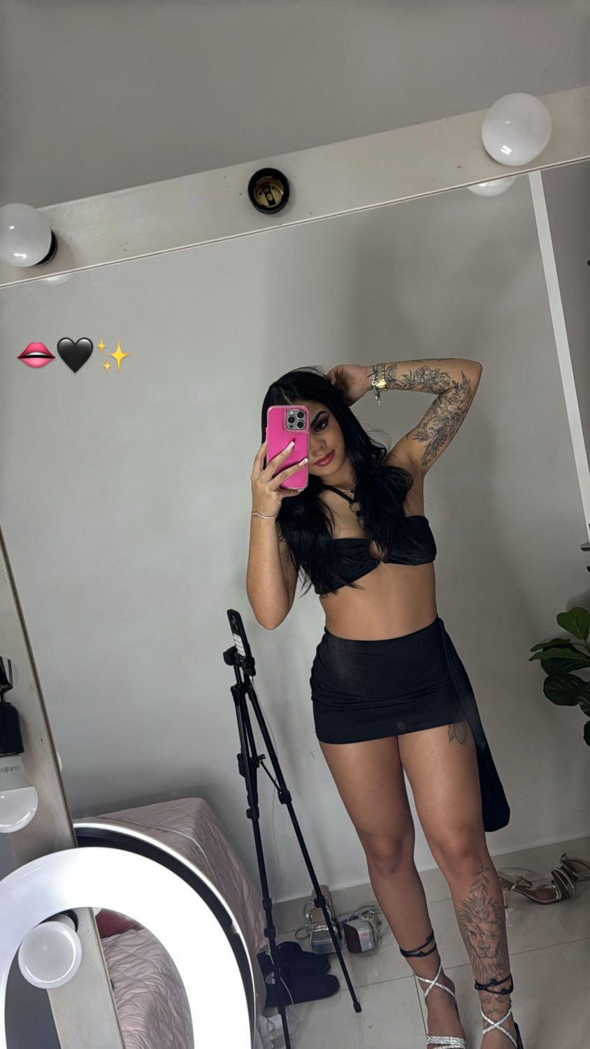 Sou tarado pela gostosa da ray oliver 🤤❤️ #a5KwKqAb