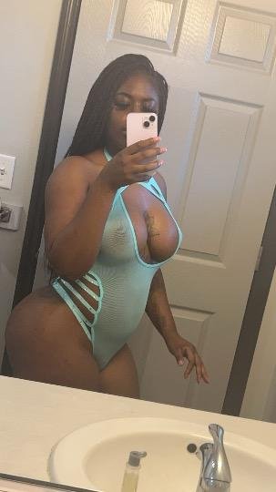 Roxie Roee 25 thick chocolate slut #d8HWnNYv