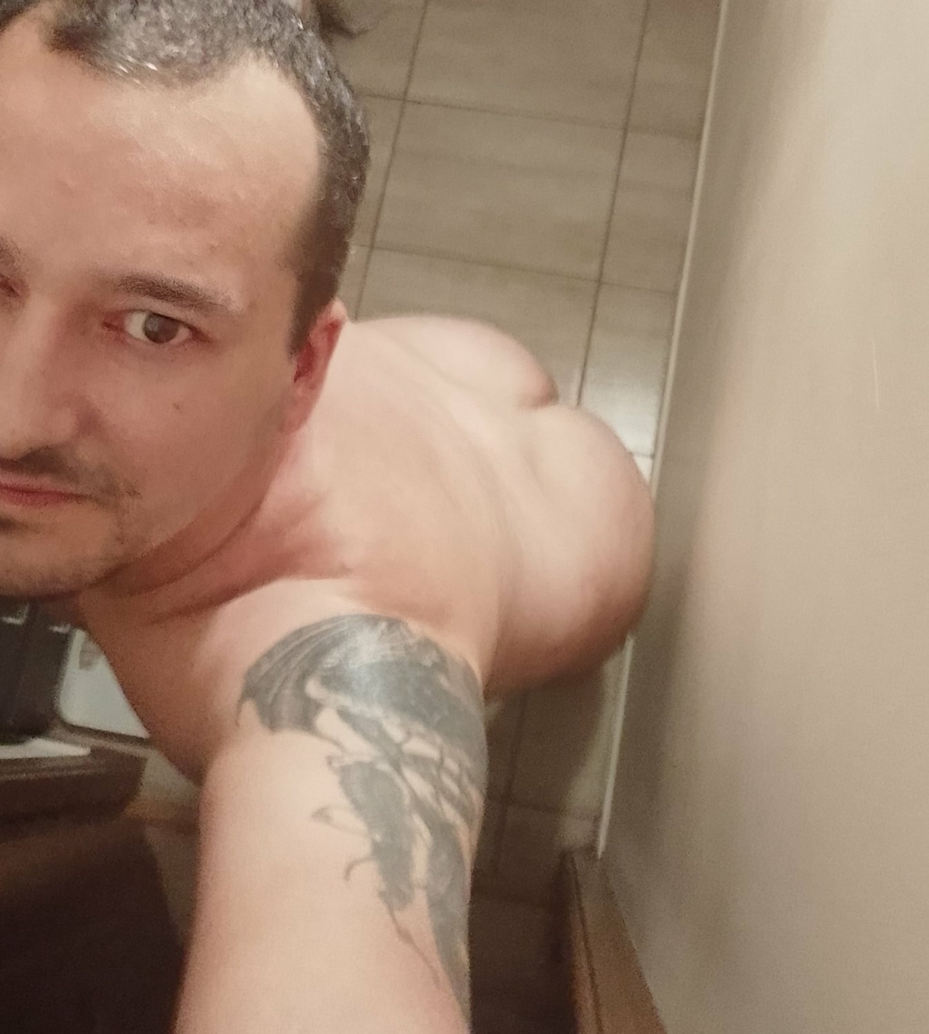 Exposed gay romanian slut Dan Constantin #2zJ7Ku9Q