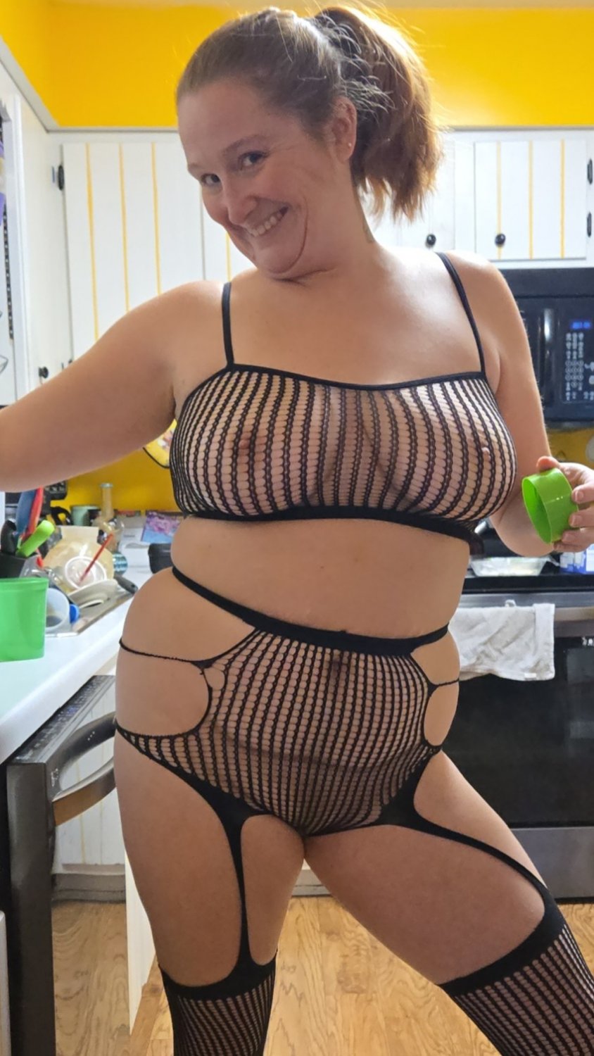 Fat mom of 3 exposed #IiAJ4bLA