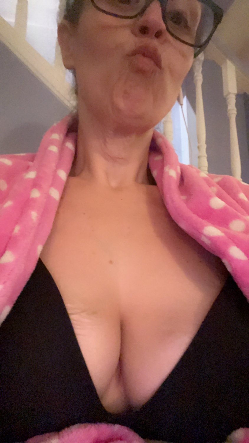 Flabby whore again #x8UaHTs4