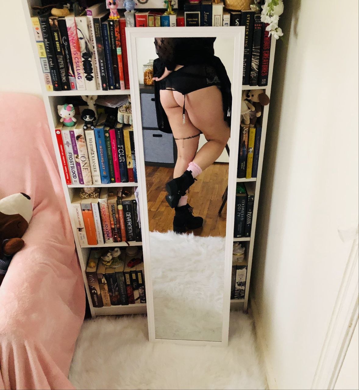 Exposing Samantha 28 #ZNm3Boy1