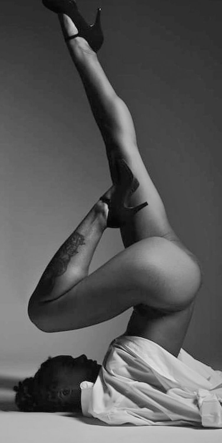 Carmella @carmelladean_ #OqbxA7Bh