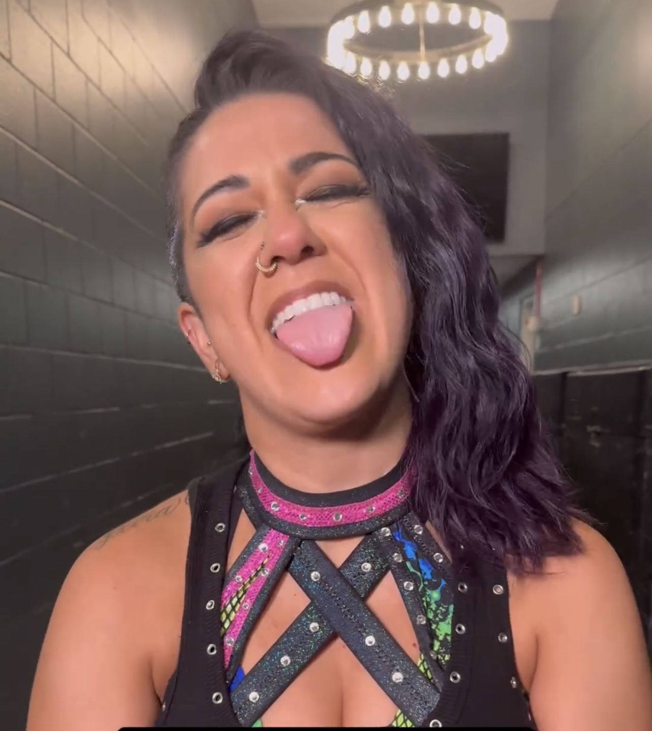 Bayley Tribute 22-31 #3UM7dzHB