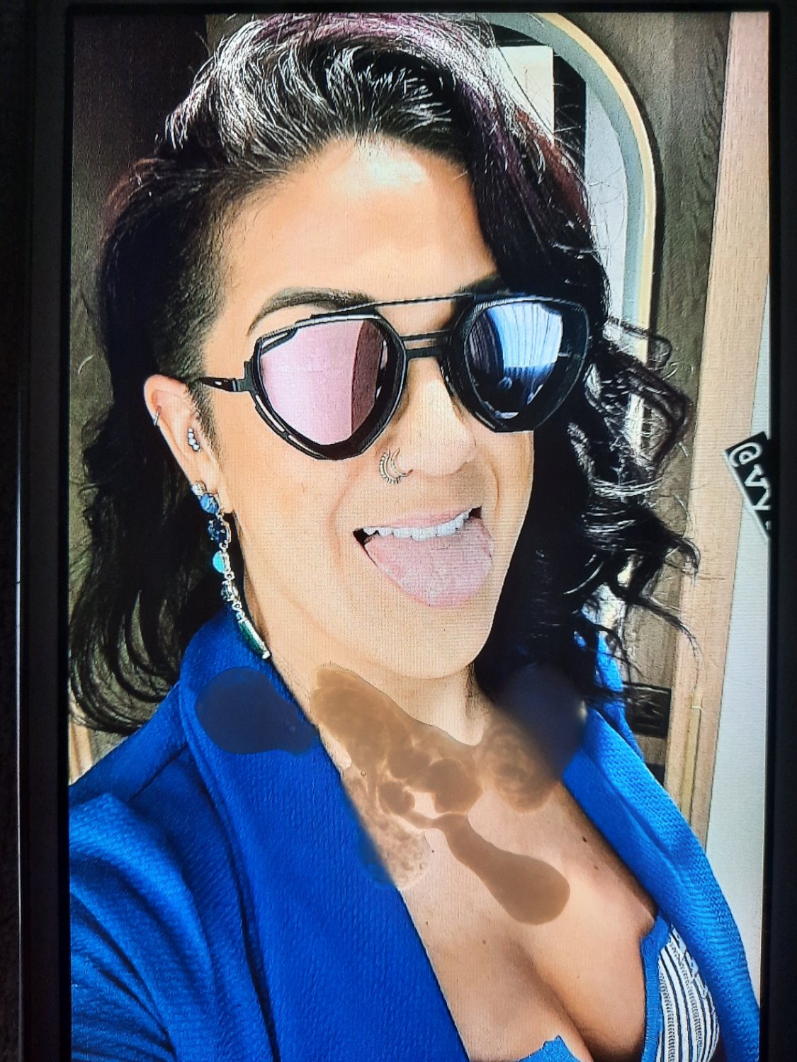 Bayley Tribute 22-31 #bW8rxdv0