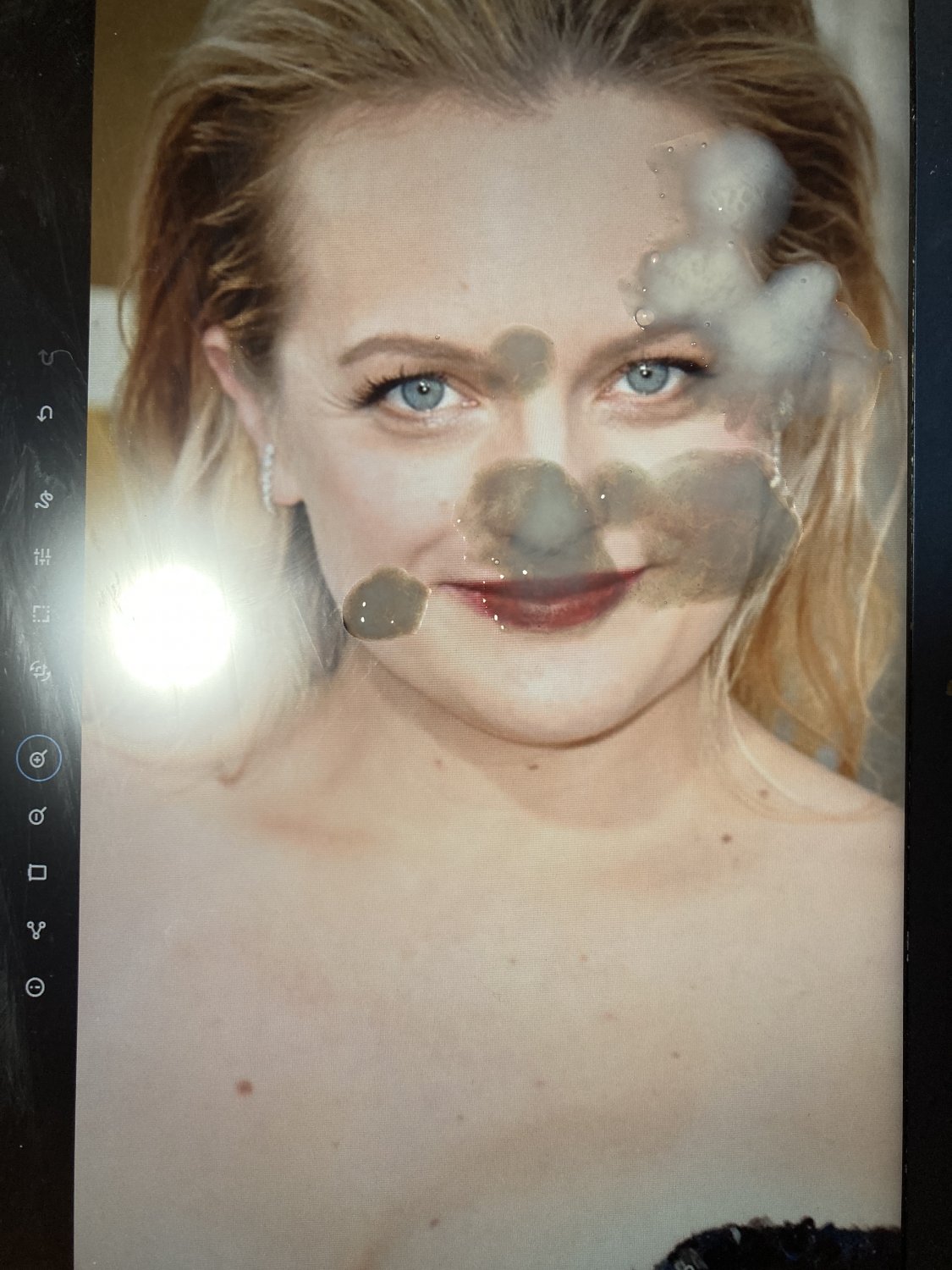 Elisabeth 10 #rVhvlUXt