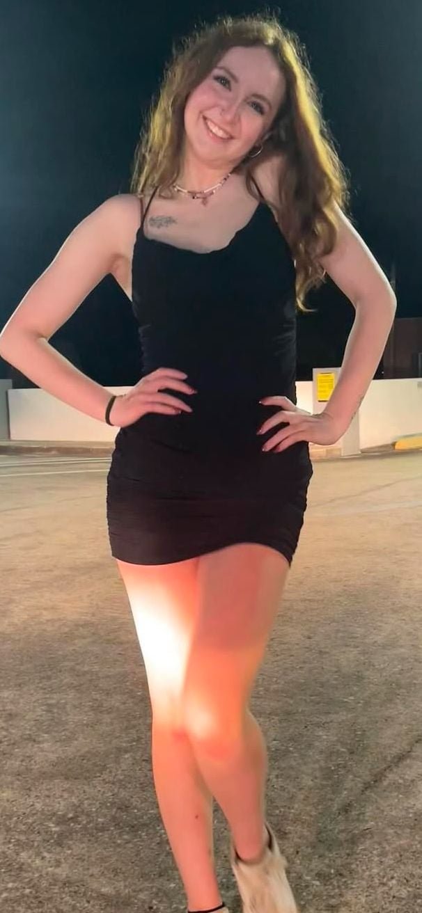 Fit Web Slut Girlfriend #2V5amb5d