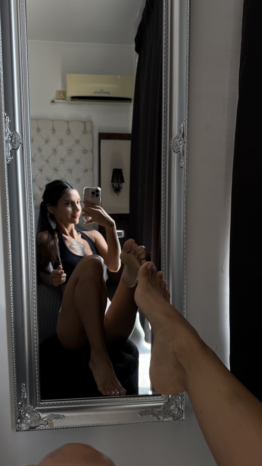 I like it when my toes are in your mouth #uXcyVJIc