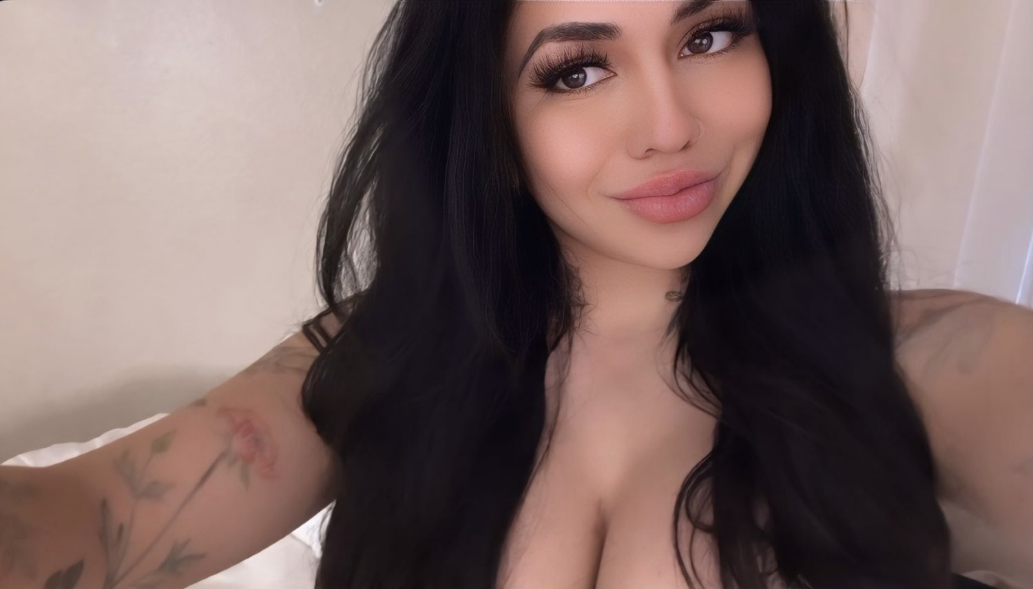 Big tits sexy Latina babe (A.A album) #K85kPZMt