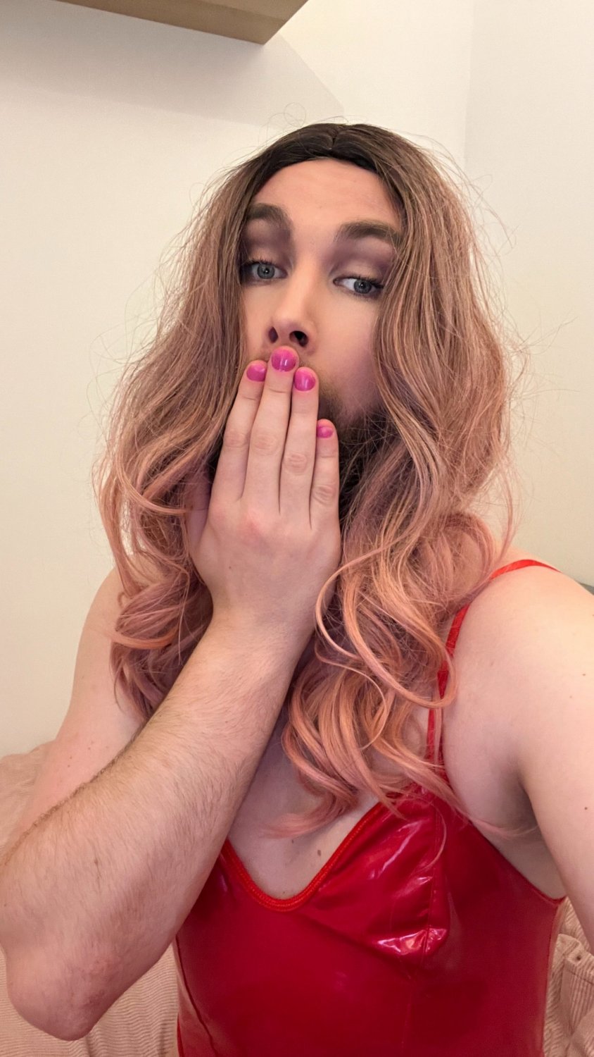 SisssygirlJane03 wants to be exposed again! Kik her for more 😉 #Ss5CkjUm