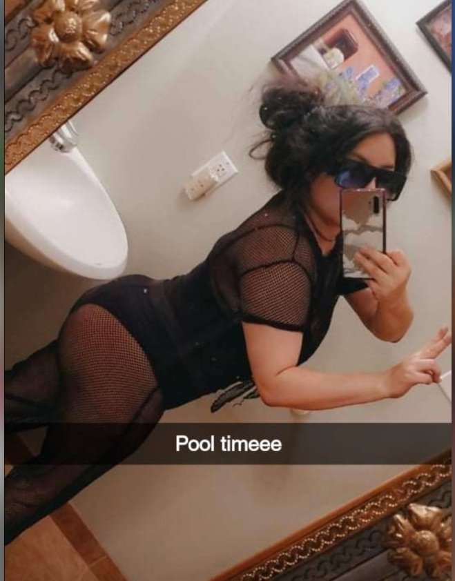 Britney Titzilla #s2pFn7u9