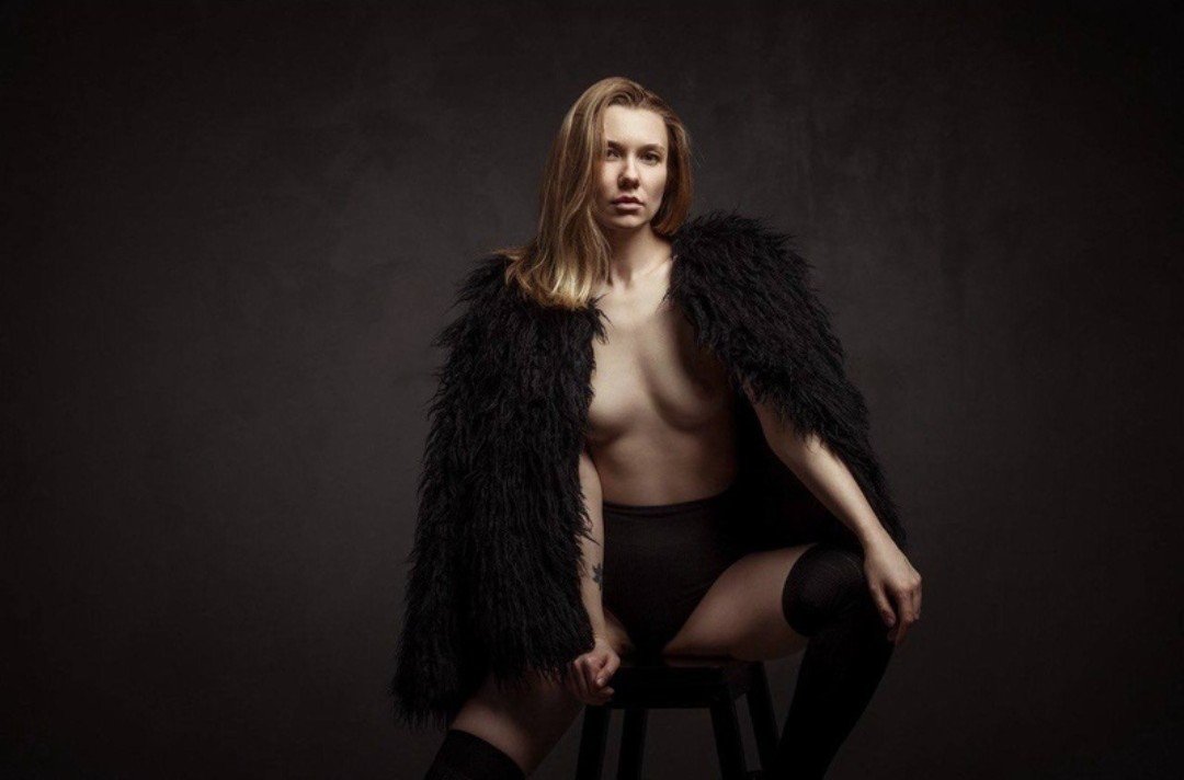 Sexy Ukrainian Milf Wannabe Model, Victoria #3EaWZoxL