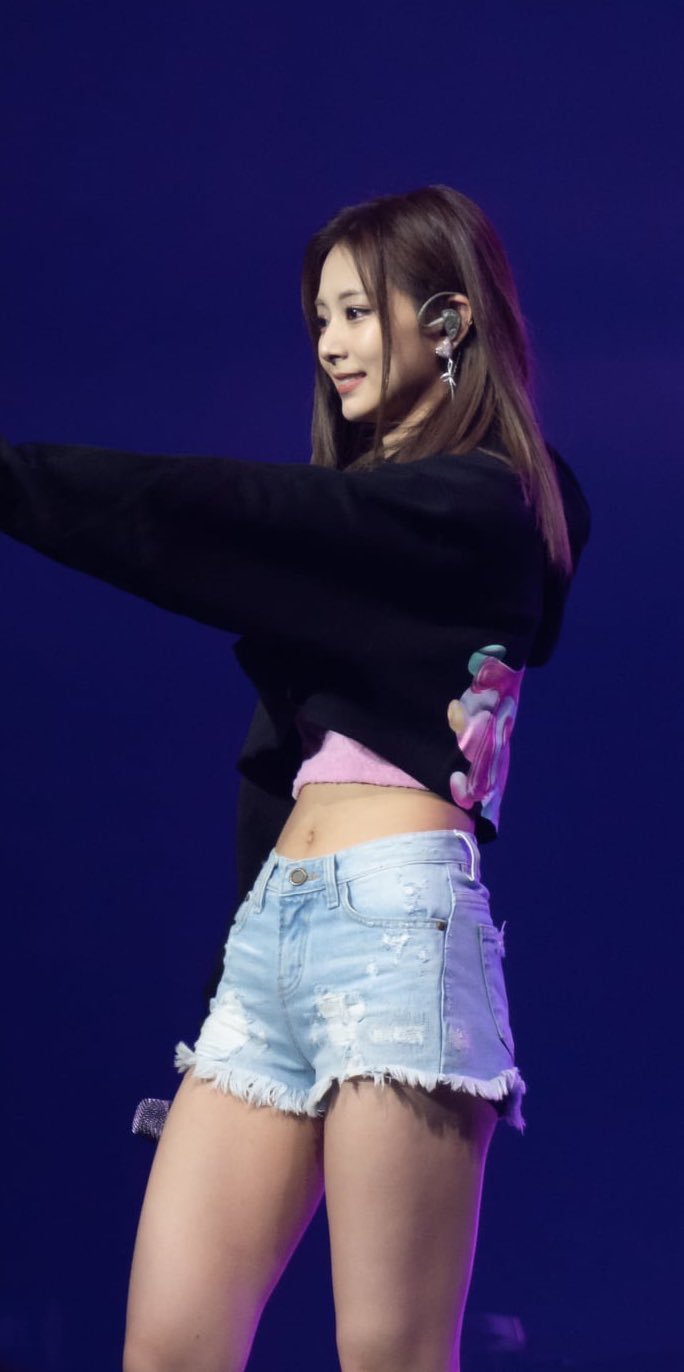 Tzuyu (Twice) Pictures 1 📷 #CeDBA9zr