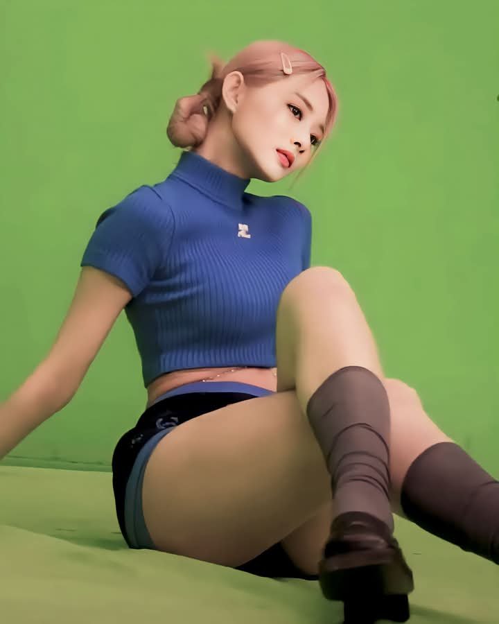 Tzuyu (Twice) Pictures 1 📷 #Obz2AQQr