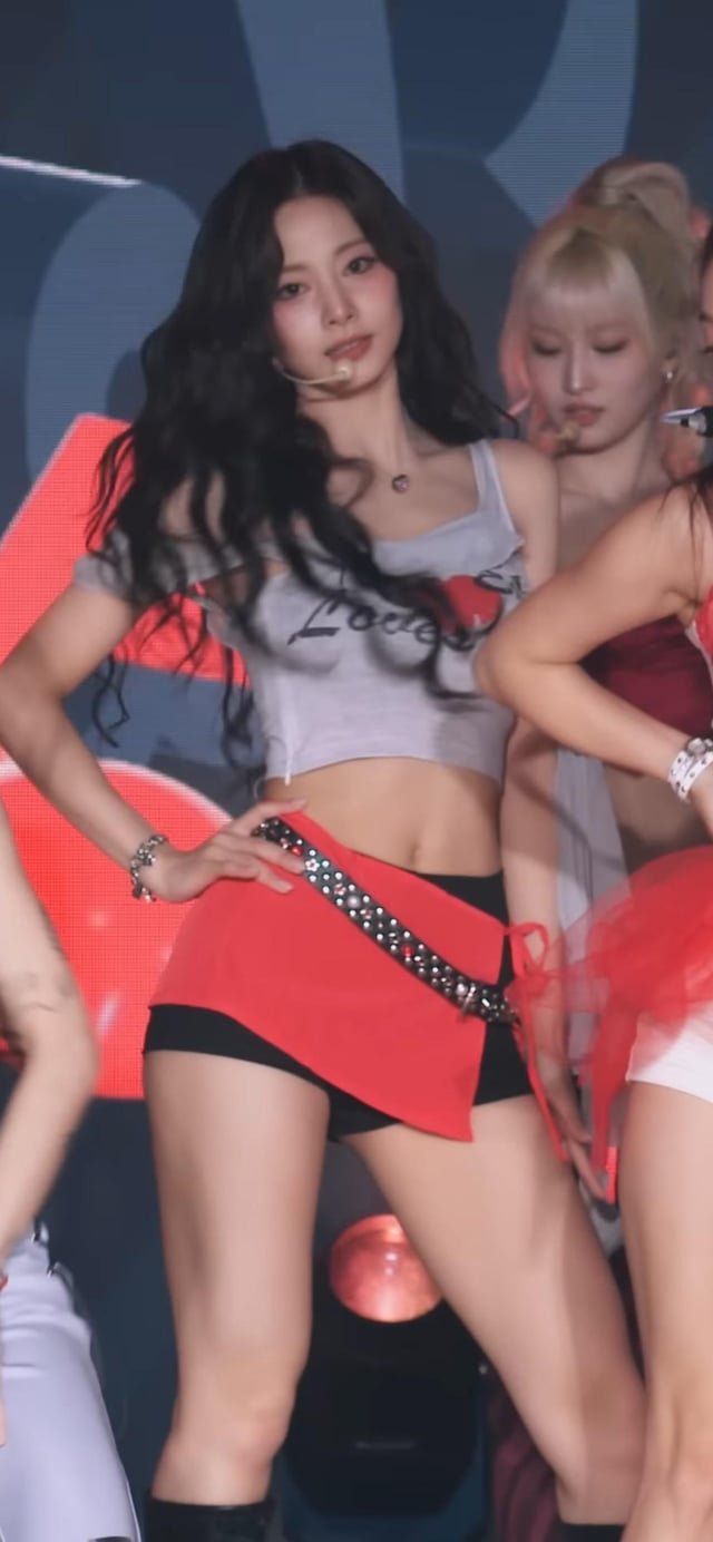 Tzuyu (Twice) Pictures 1 📷 #YQQIapqi