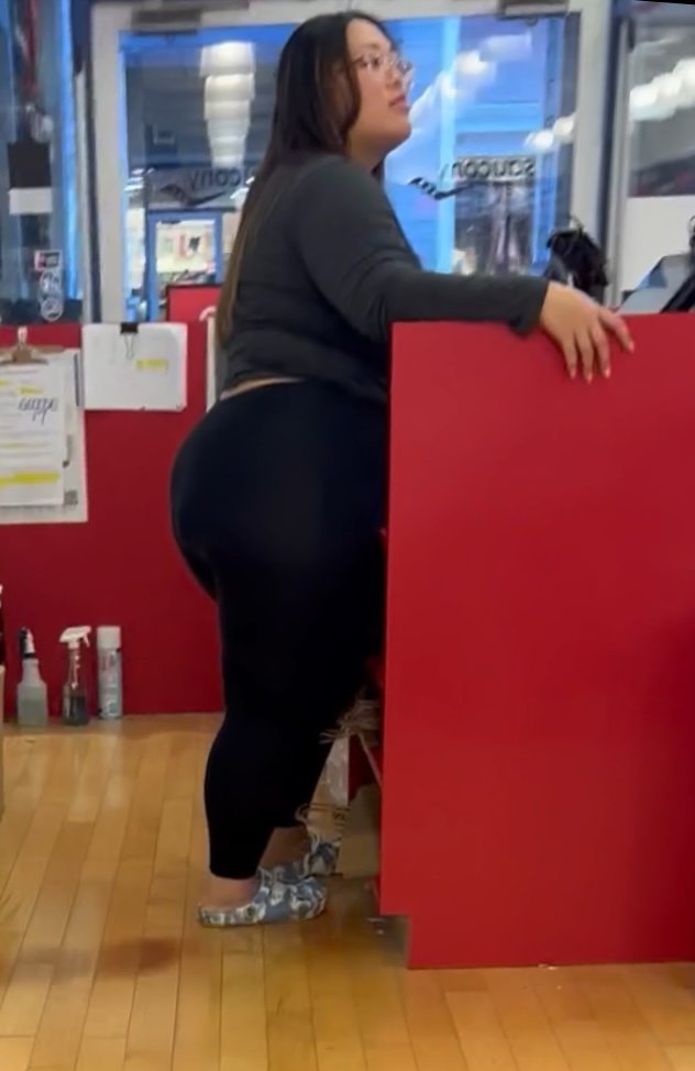 Asian BBW black leggings #hLBf1x3c