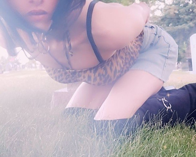 ❌❌❌ Cute and slutty little sissy femboy. Ready to be used by Dom males. #MbAaphaQ