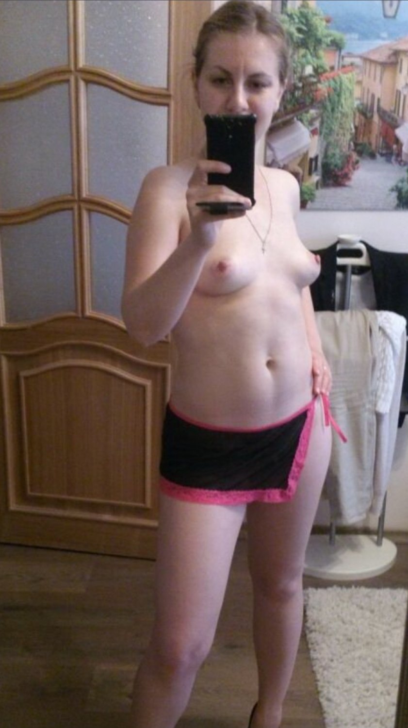 Naked wifes #7IF3LzXo