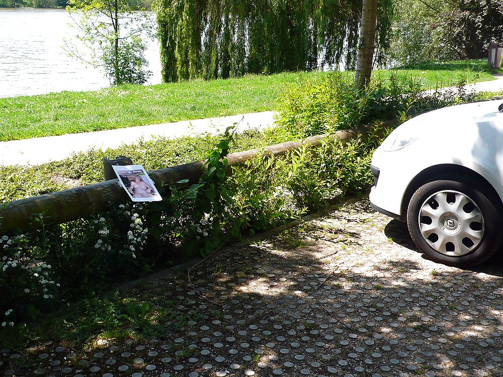 exhib public #B89DyScp