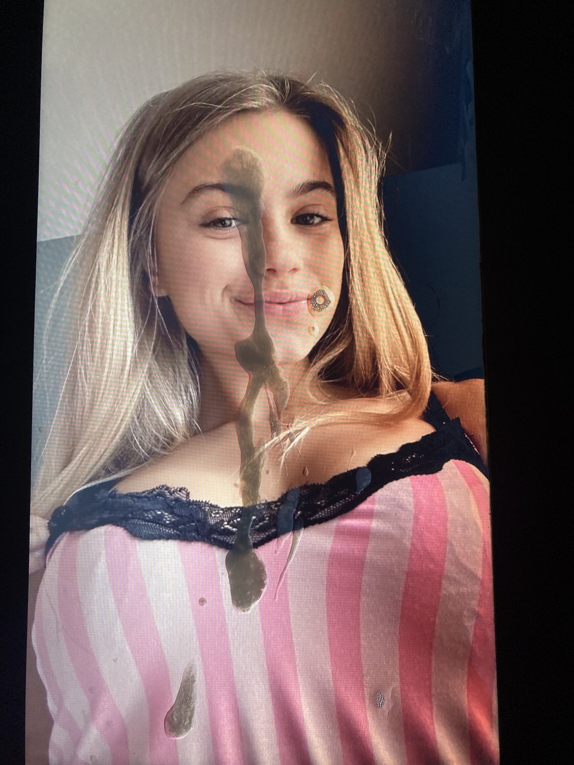 Cum/Jerktribute to dancing Slut #gtCGO3RY