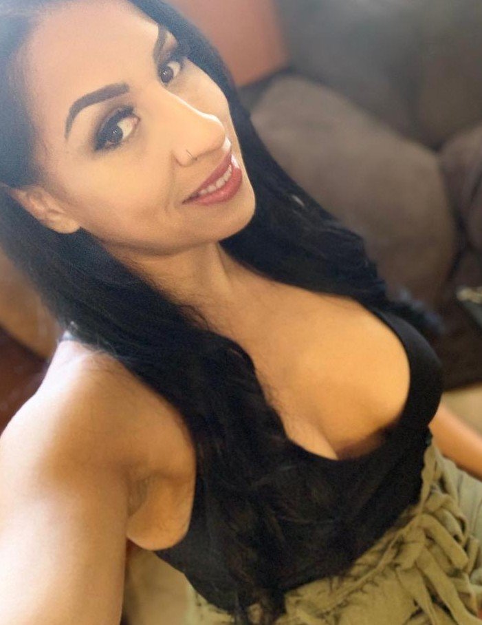 Cuck's Wife Belongs to the Internet #fvysuR9y