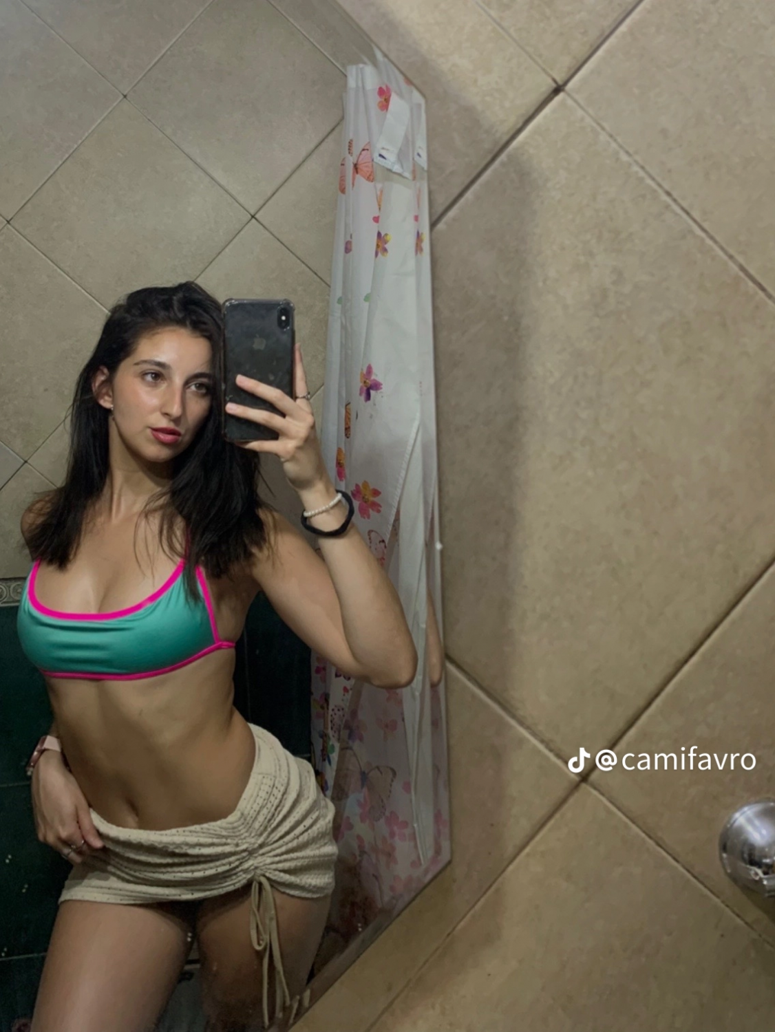 Cami favro 2da parte el mejor culo #XmCLU1Zq