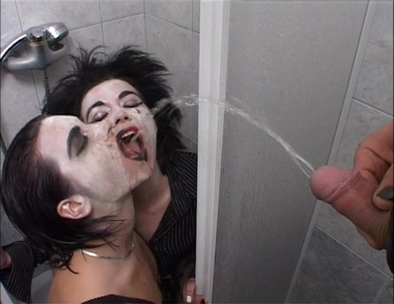 Girls pissed on 32 #xd8f2D6j
