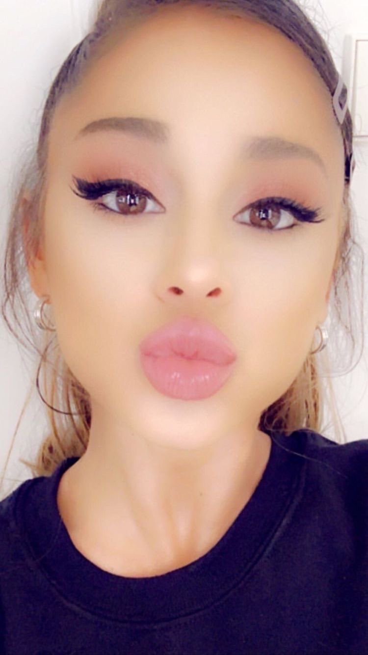Addicted to Ariana Grande’s face porn.. 🫠💕 #ASEF00AO