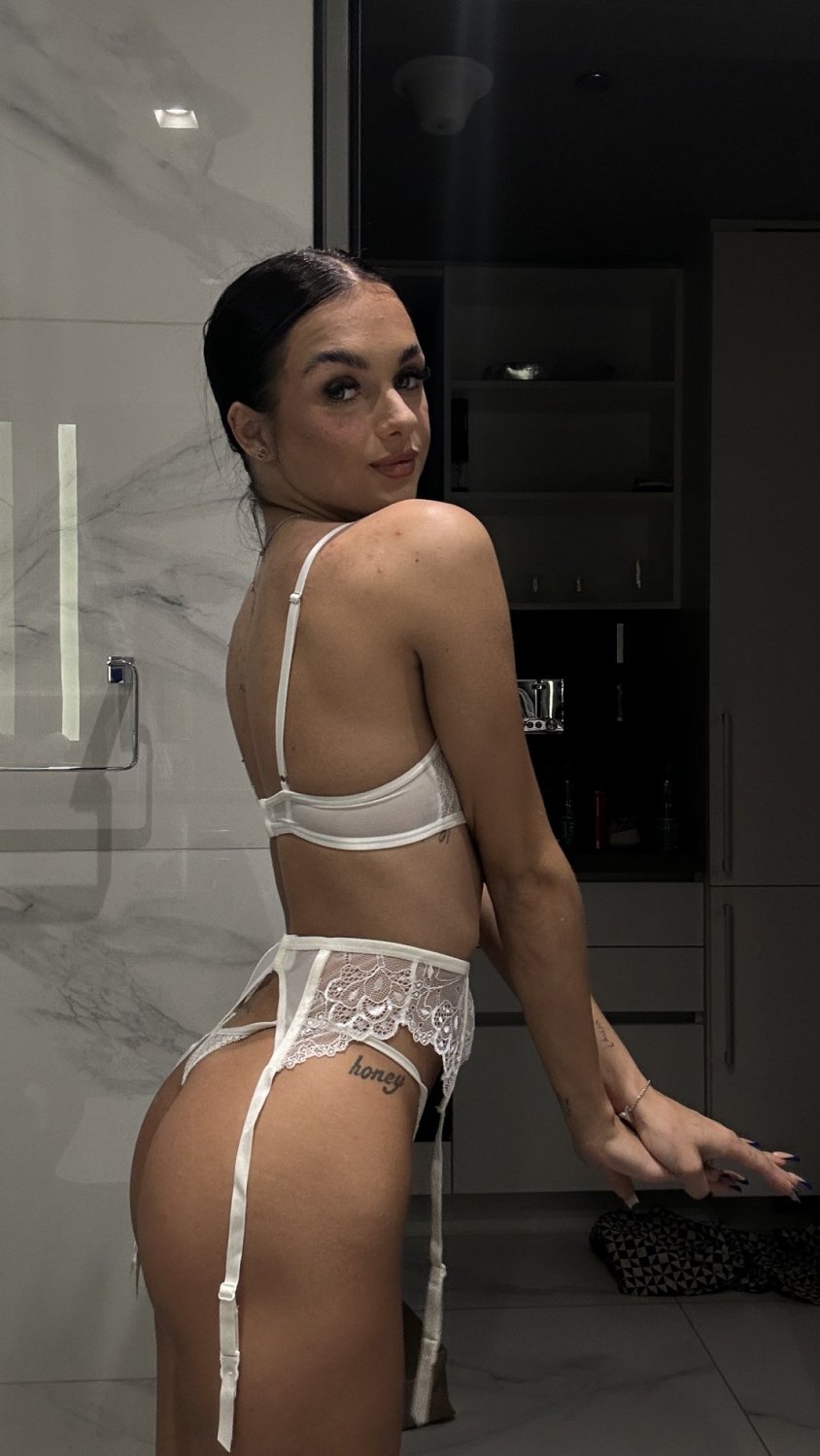 Alicia’s Sexy Lingerie #6uV3Vahi