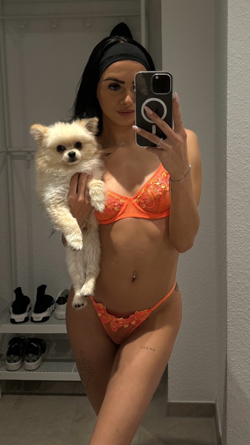 Alicia’s Sexy Lingerie #uR6e61d6