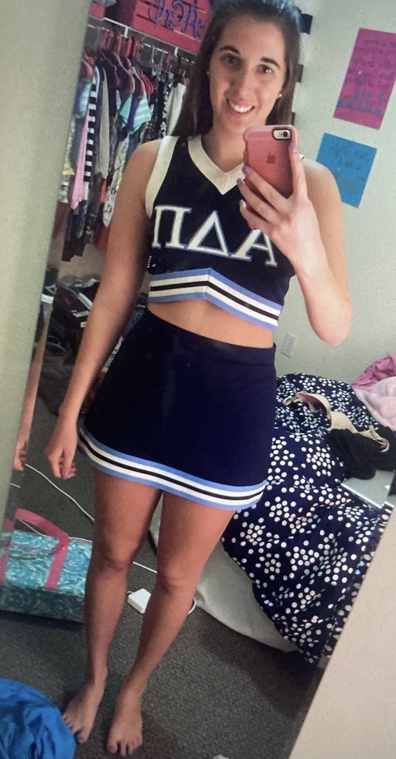 My Sorority Slut GF wants to be used for men’s pleasure in any way possible. She checks DMs… #EjMdHr65