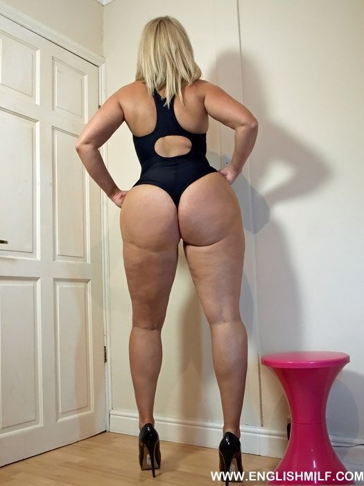 Milf pics mix #4 #LKOmK1sv