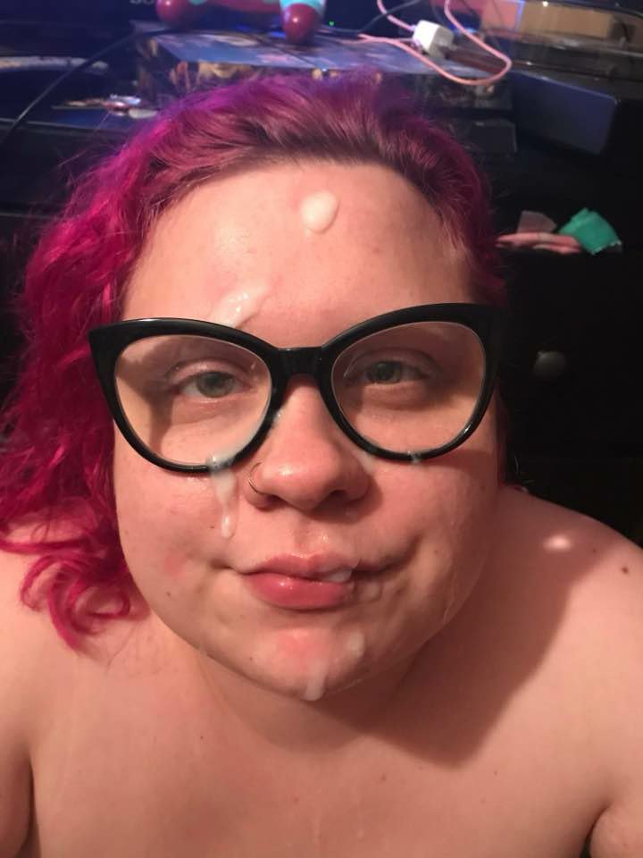 Kik slut exposed message Beastman054 on kik to expose your sluts #3IJkWG2d