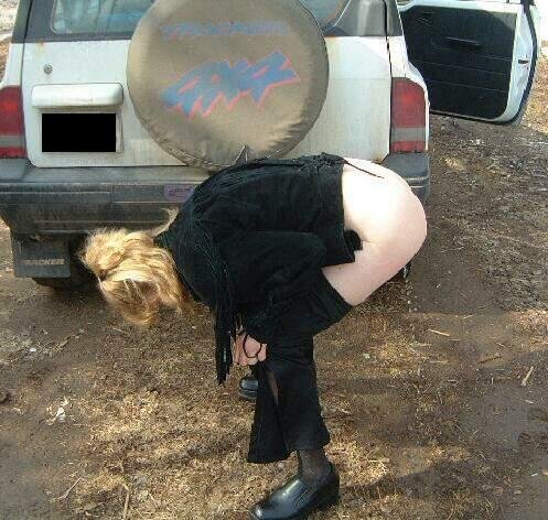 Outdoor pissing 27 #dTbzywyx