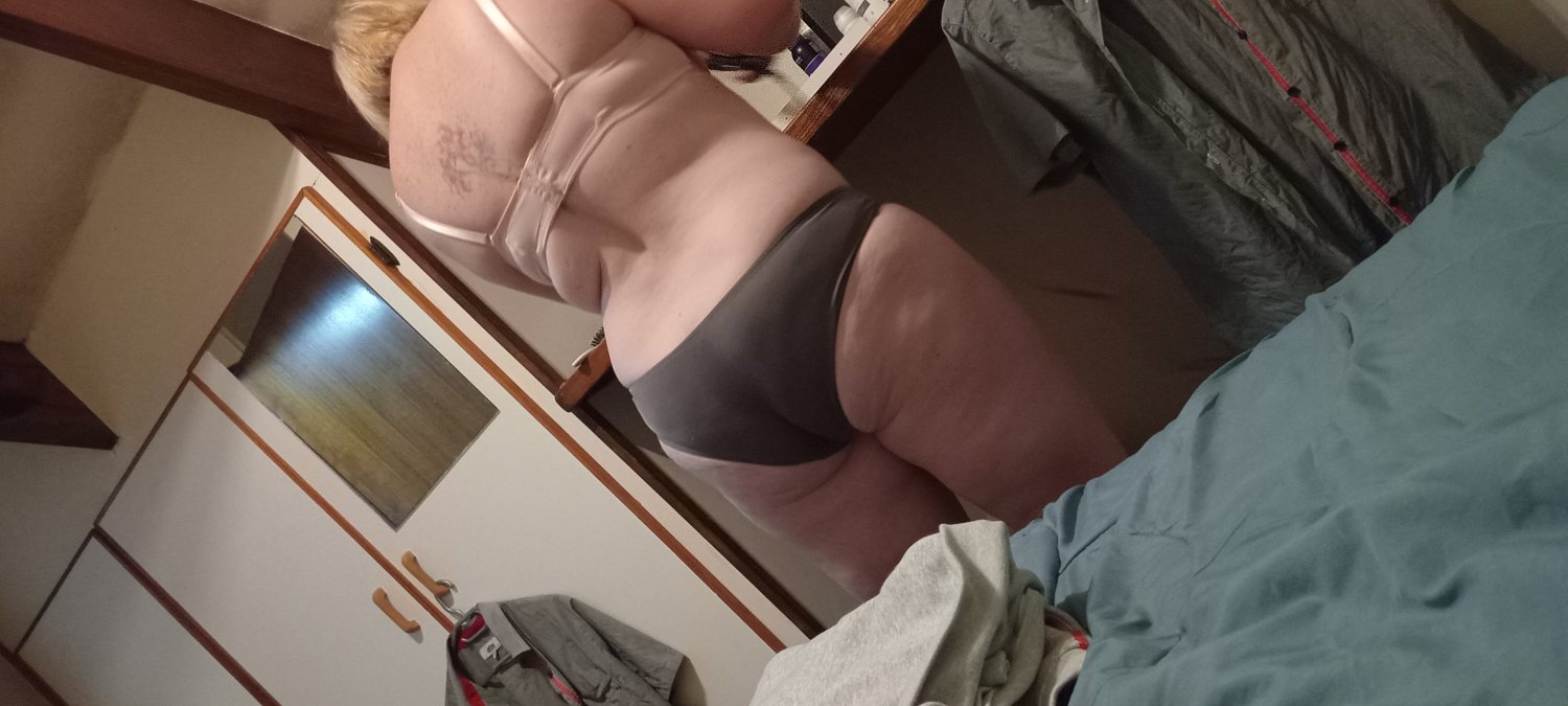 Unaware random pics of the misses.would you be able to not touch? #1WrDgSUO