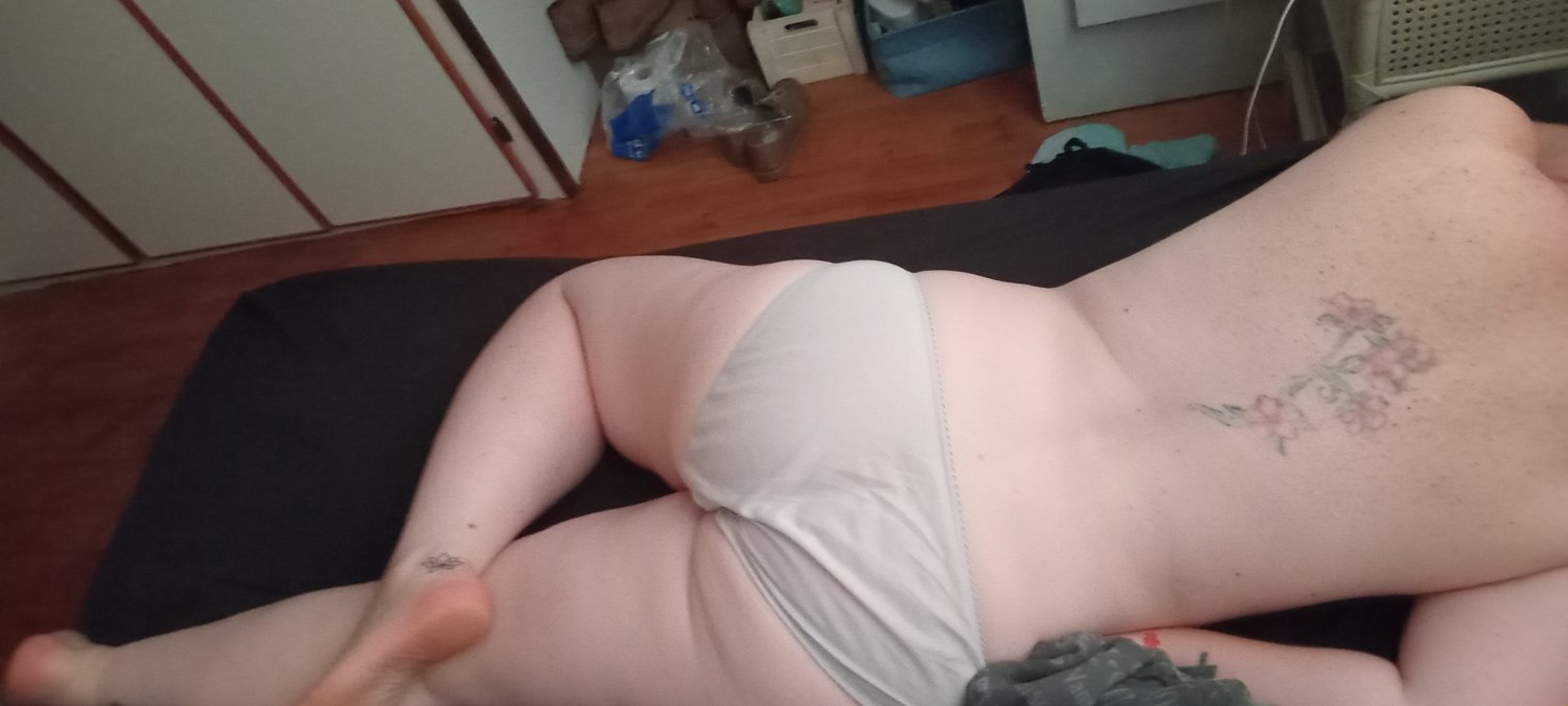 Unaware random pics of the misses.would you be able to not touch? #MvDke9q4