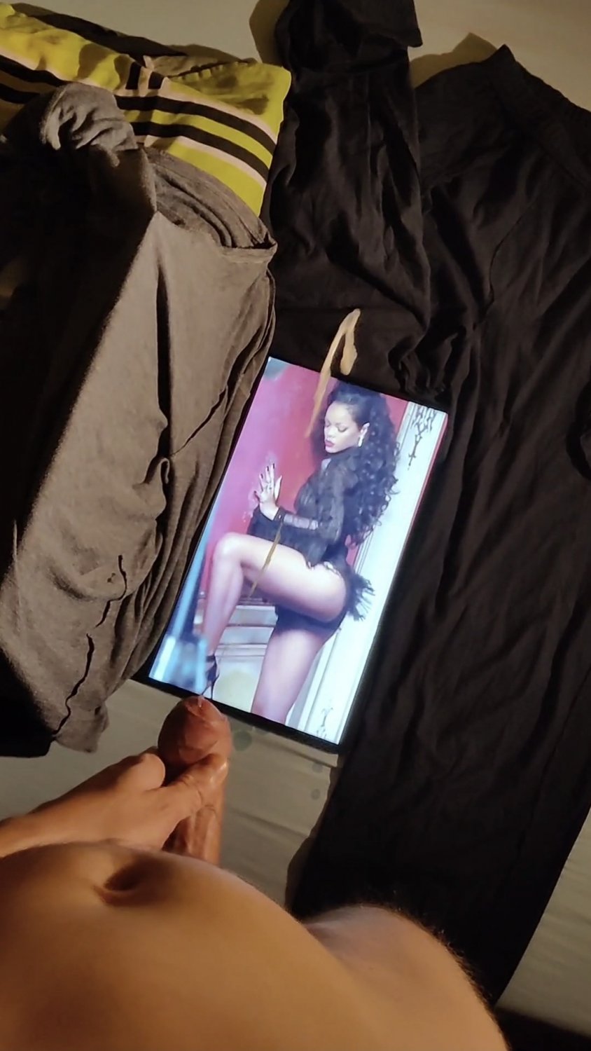 Celebrity Cum Tribute 07 - Rihanna #cXZ5UBor