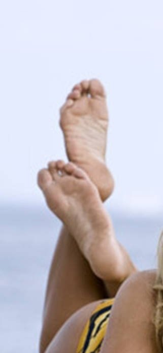 Natalya Neidhart feet #AYENn7sf