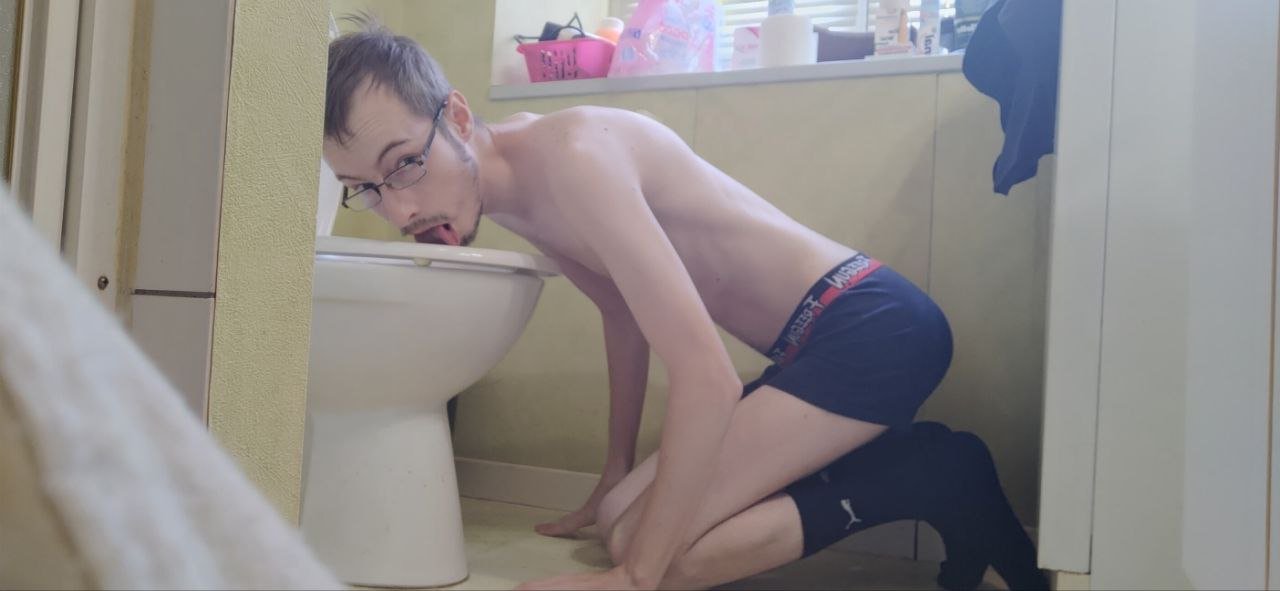 Skinny faggot Jonathan #627Pr3Ya