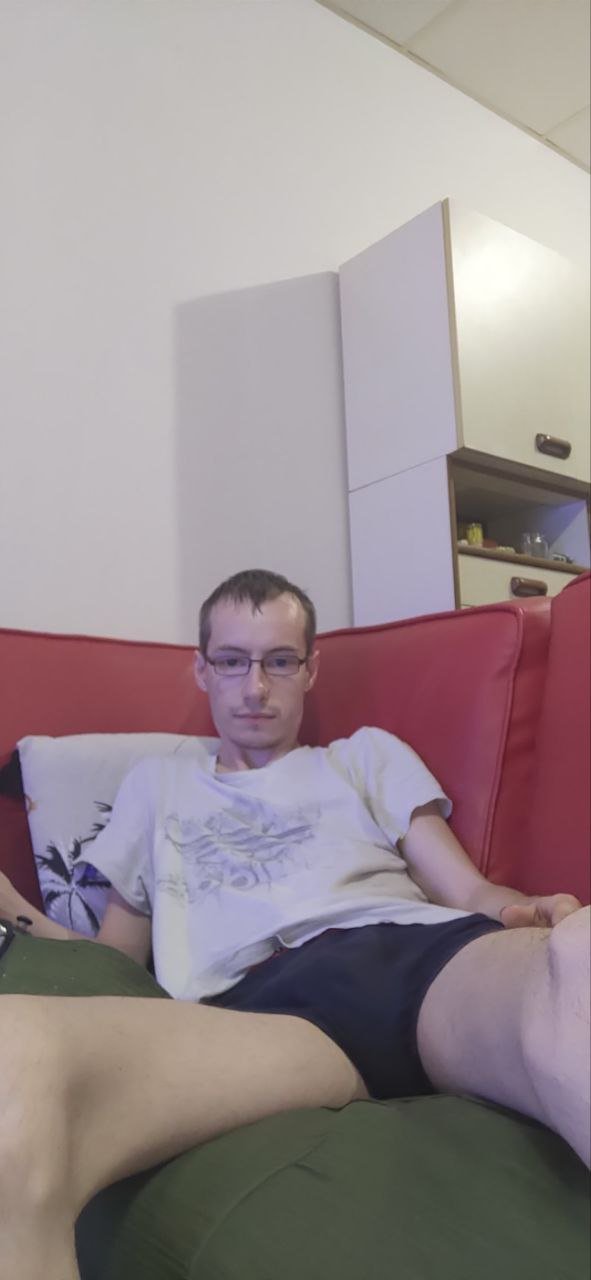 Skinny faggot Jonathan #qHH4a0mB