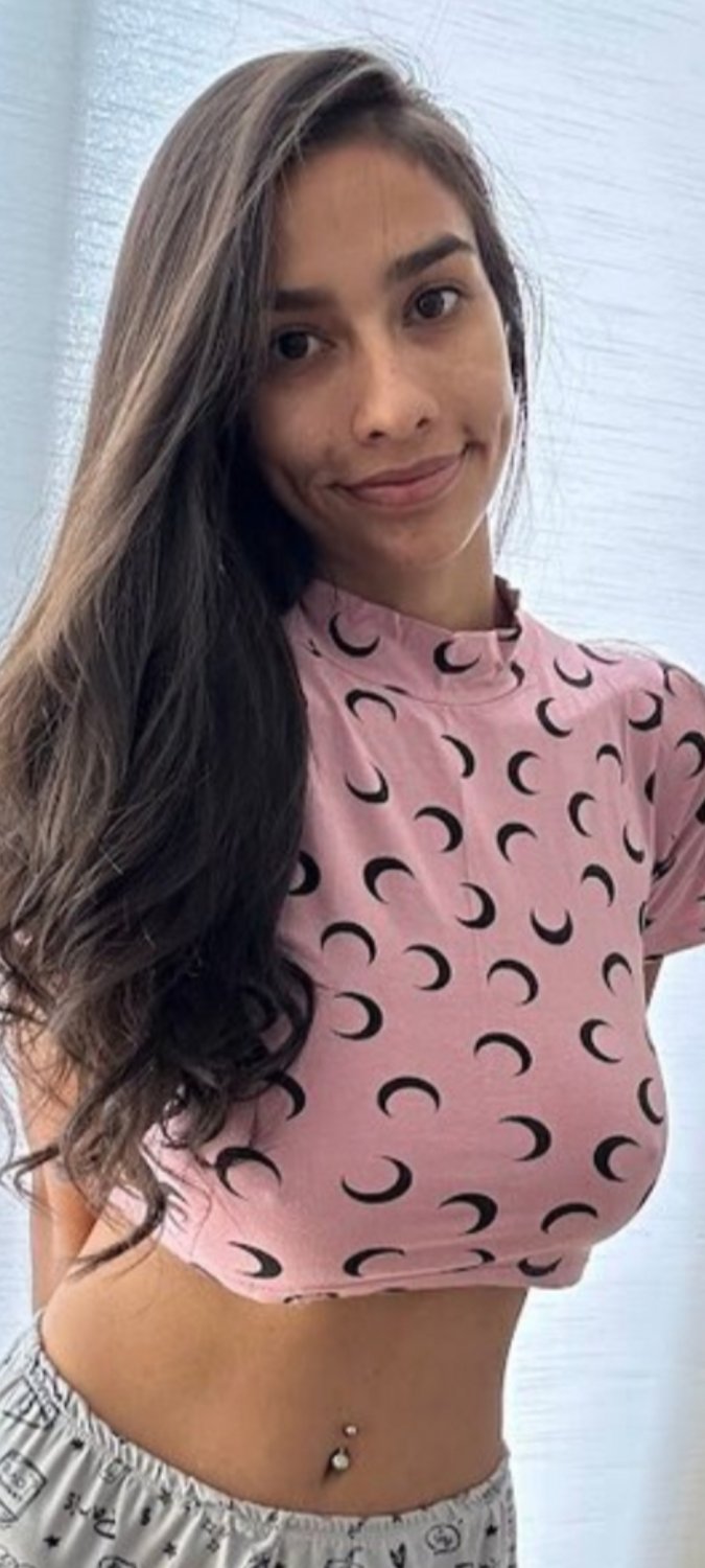 Nina #XfWyTLjl