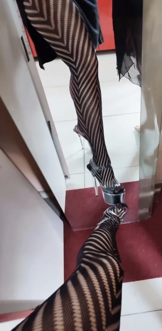 Stinky Nylon Feet 111 #jmMrc5wN