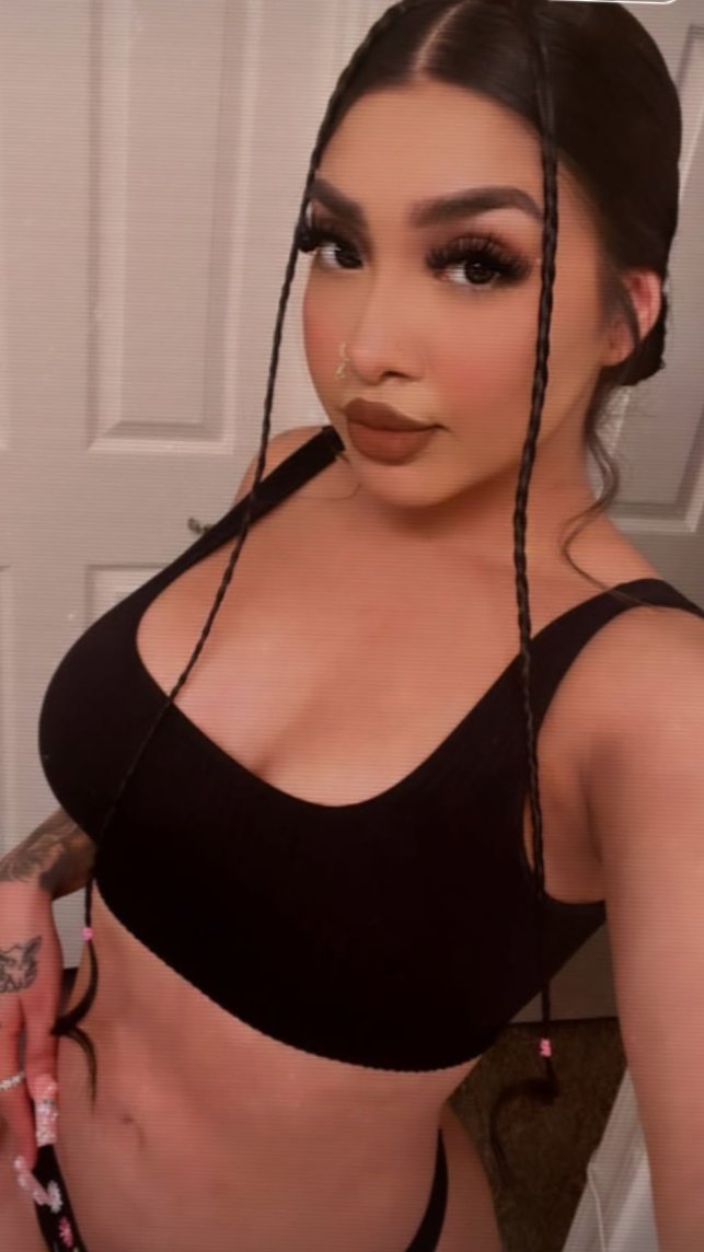 Curvy Sexy Latina #QcDuNTDQ