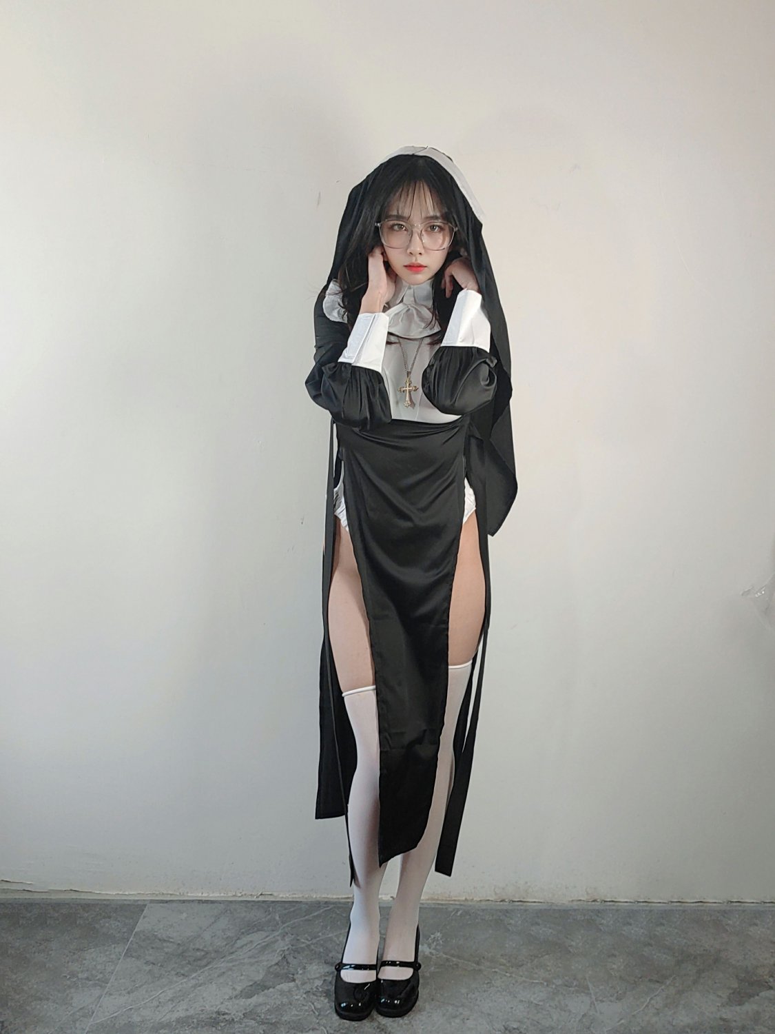 Ceason Photography - Nun #IVidzu0C