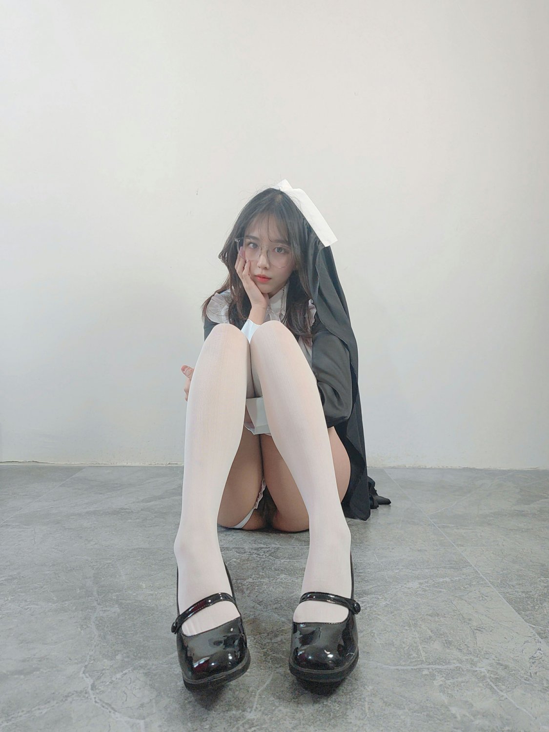 Ceason Photography - Nun #pMhOVtSK