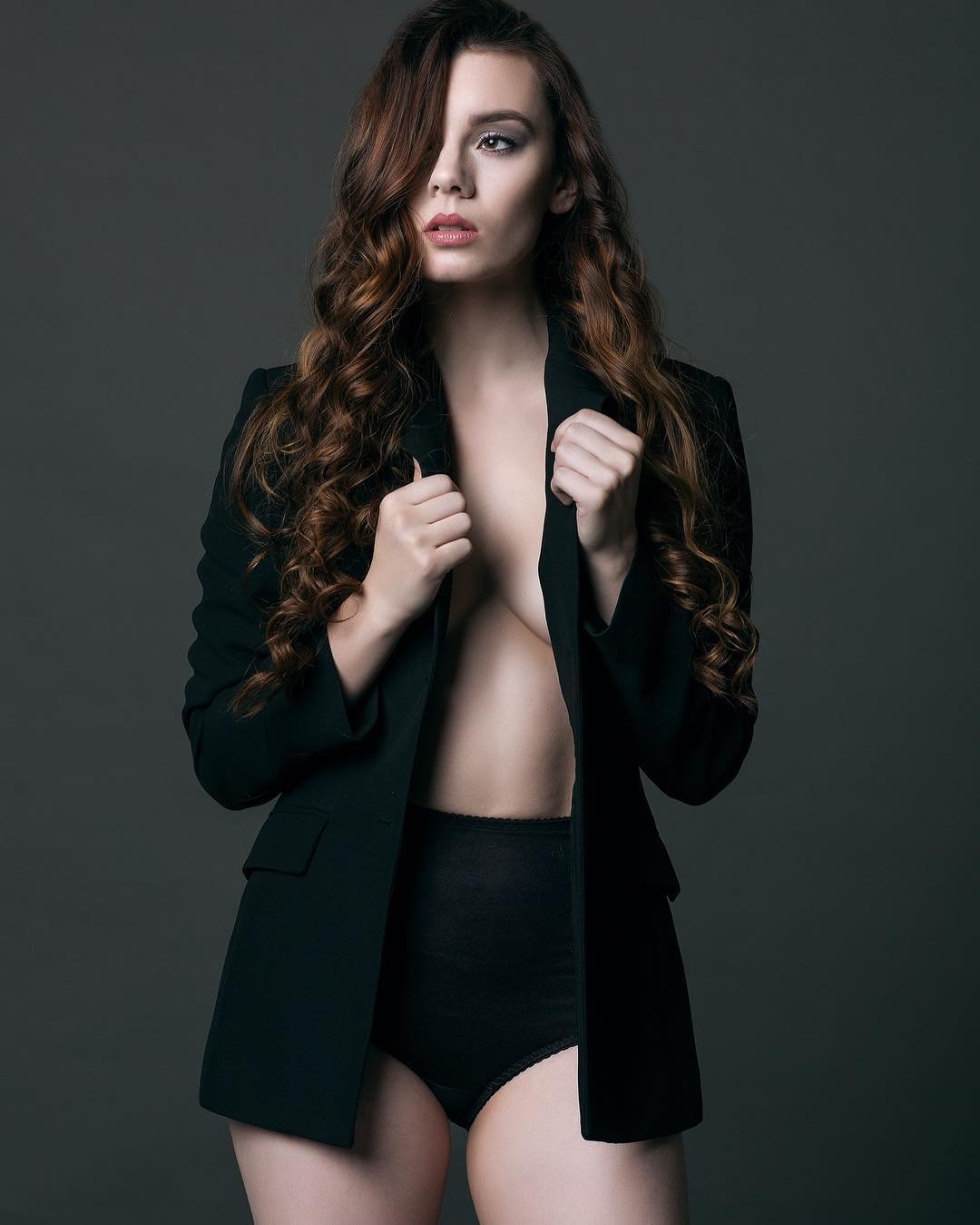 Disclosure #433: Redhead cosplayer #bSQHKedE