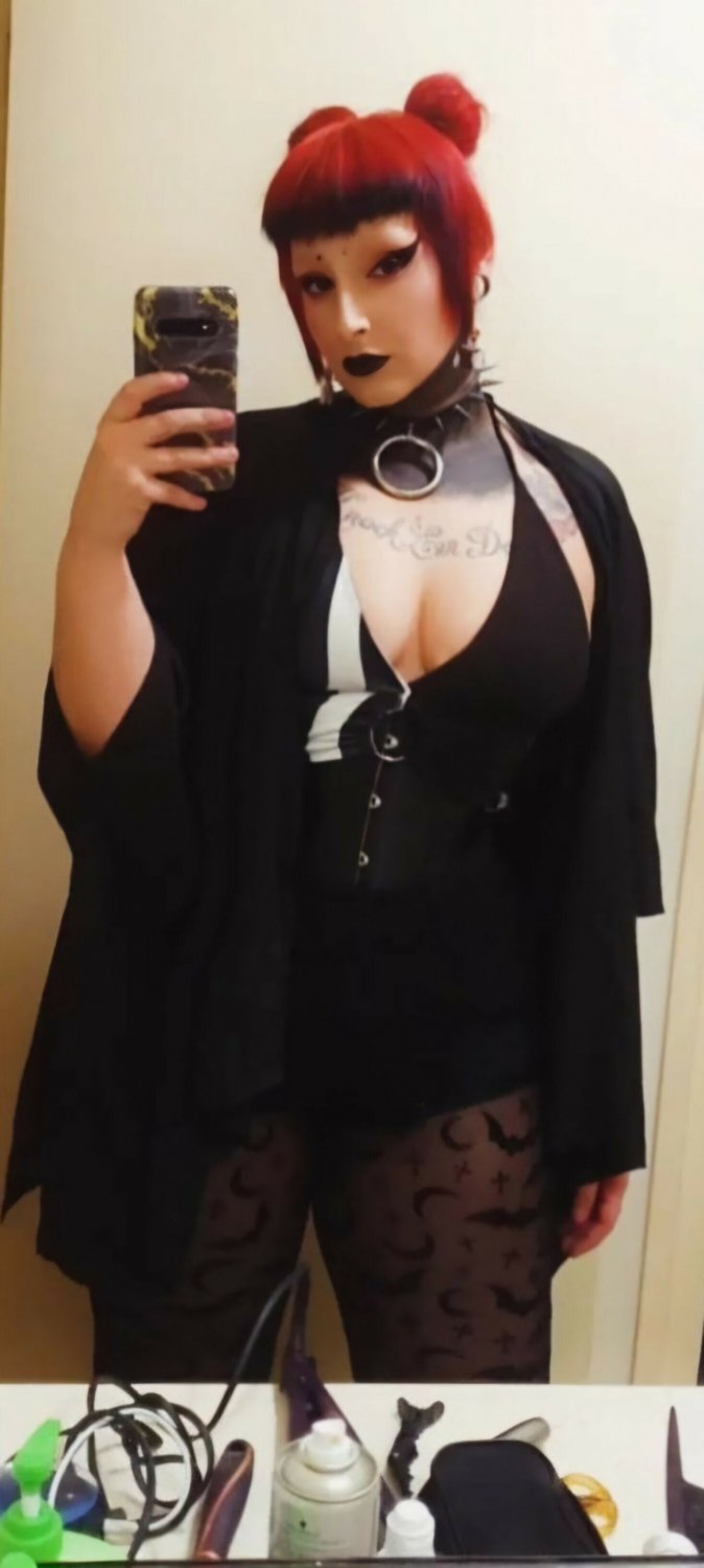 Exposed Aussie Alt Slut #TSvIX0z2